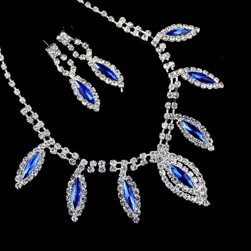 Luxury Blue Rhinestone Butterfly Choker Necklace and Dangle Earrings